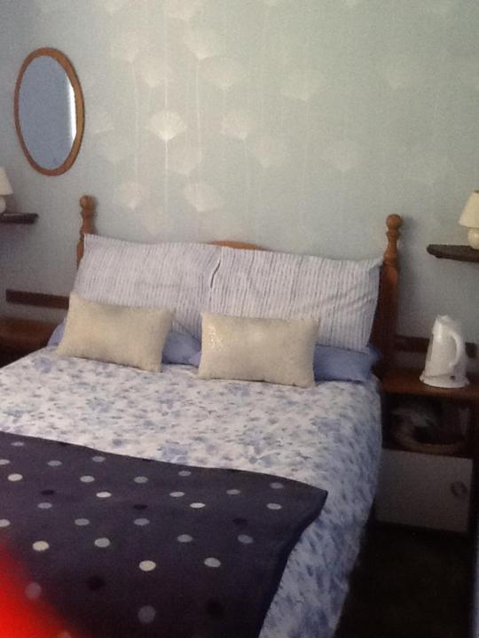 Blue Cedar Lodge นอร์ริช ภายนอก รูปภาพ